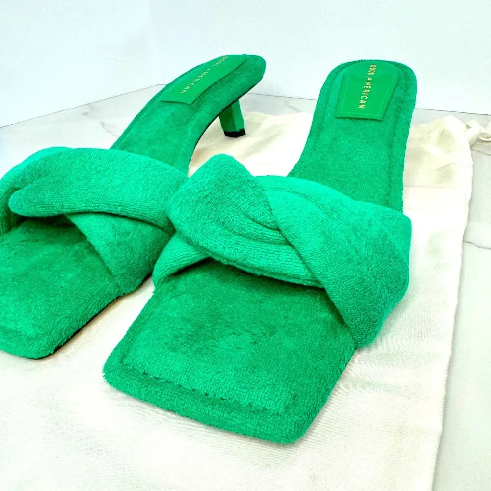 Good American Emerald Green Terry Cloth Kitten Heels - Size 10 - New in Box - Picture 3 of 11